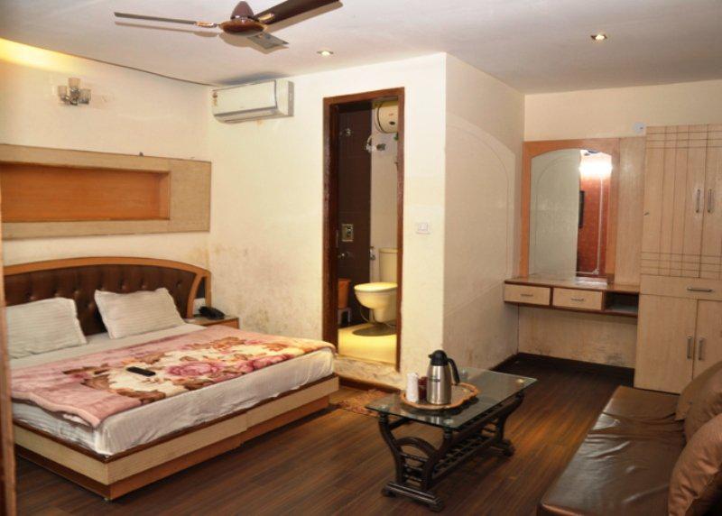 Hotel Splash Nowe Delhi Zewnętrze zdjęcie