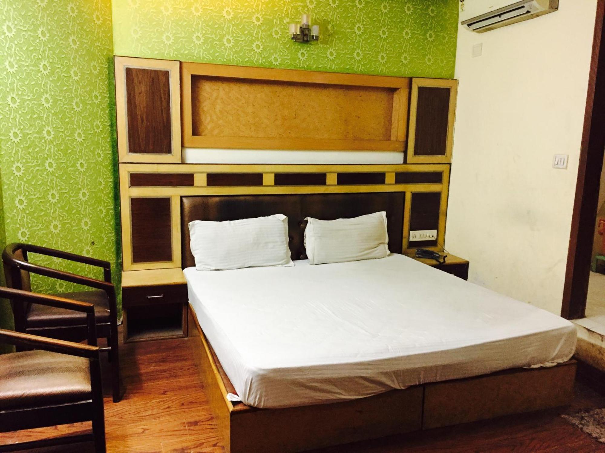 Hotel Splash Nowe Delhi Zewnętrze zdjęcie